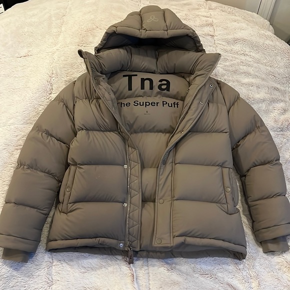 Aritzia | Jackets \u0026 Coats | Aritzia Tna 